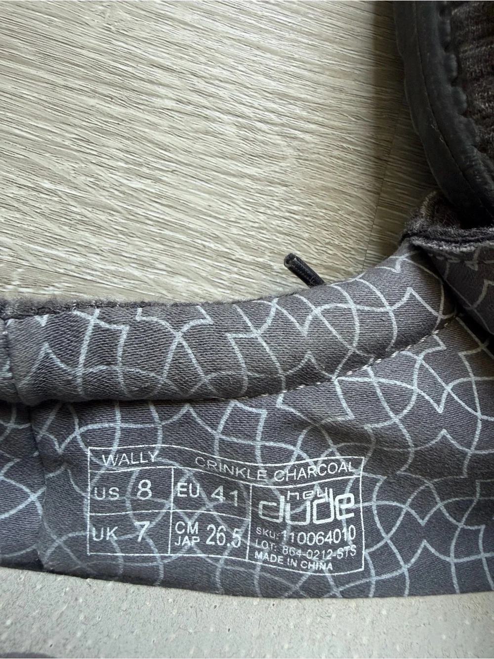 Hey Dude Wally Crinkle Charcoal Slip-On Shoes Women’s Size 8